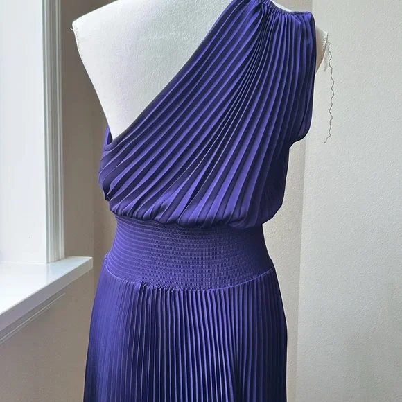 A.L.C. Ruby Pleated One Shoulder Dress size 8 - Picture 8 of 12